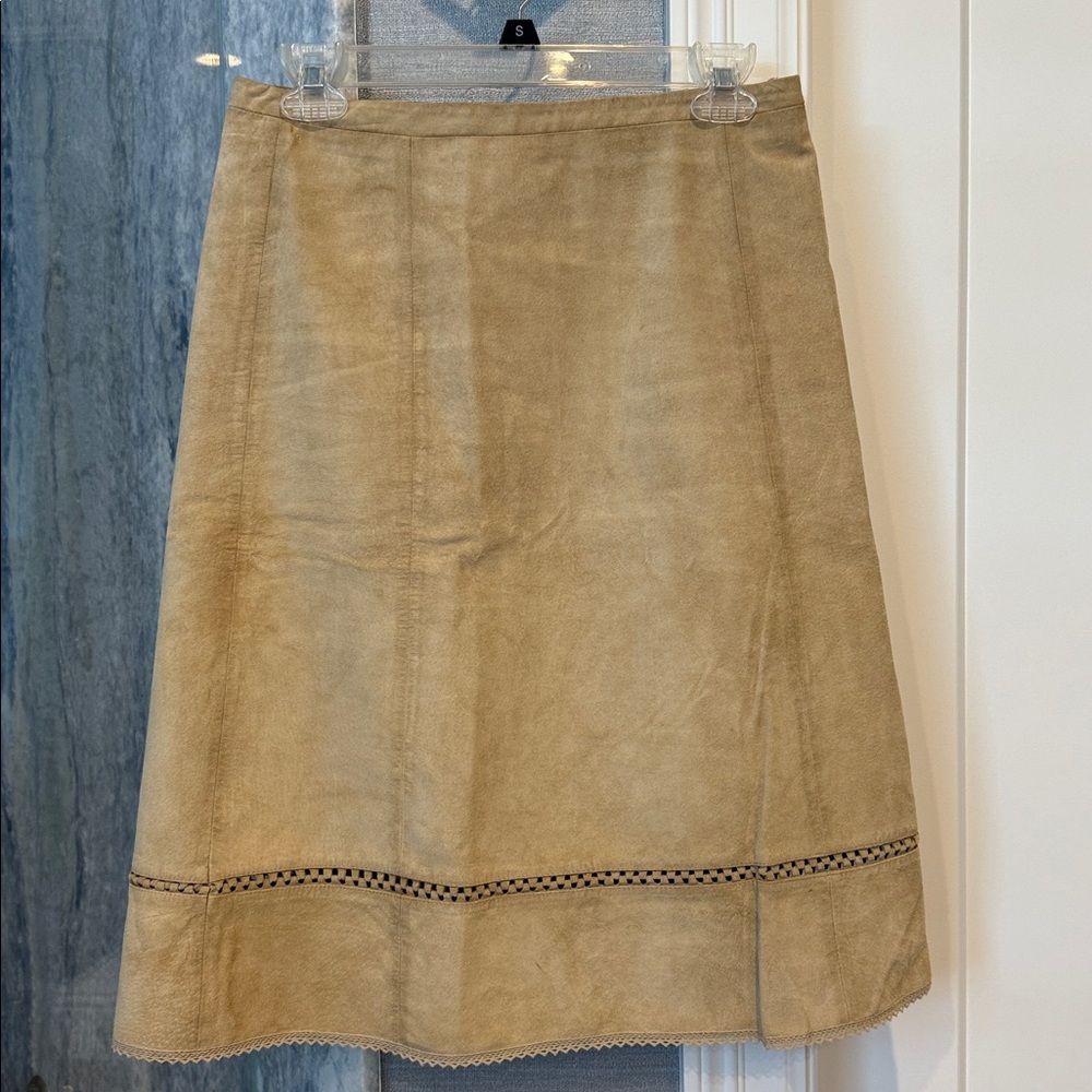 Ann Taylor Suede 100% Leather A-Line Skirt in Khaki-GORGEOUS!